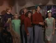 Micky Dolenz, Leslie Vandenberg, Peter Tork, Davy Jones, Mike Nesmith, Cynthia