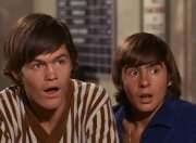 Micky Dolenz, Davy Jones