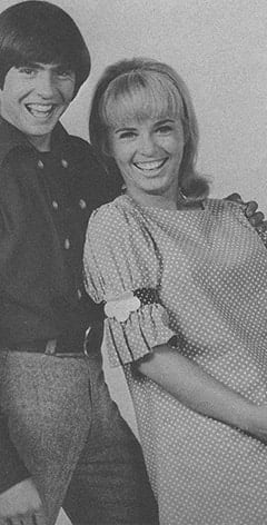 Davy Jones, Leslie Vandenberg (Sherry Alberoni)