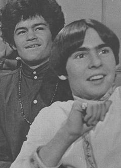 Micky Dolenz, Davy Jones